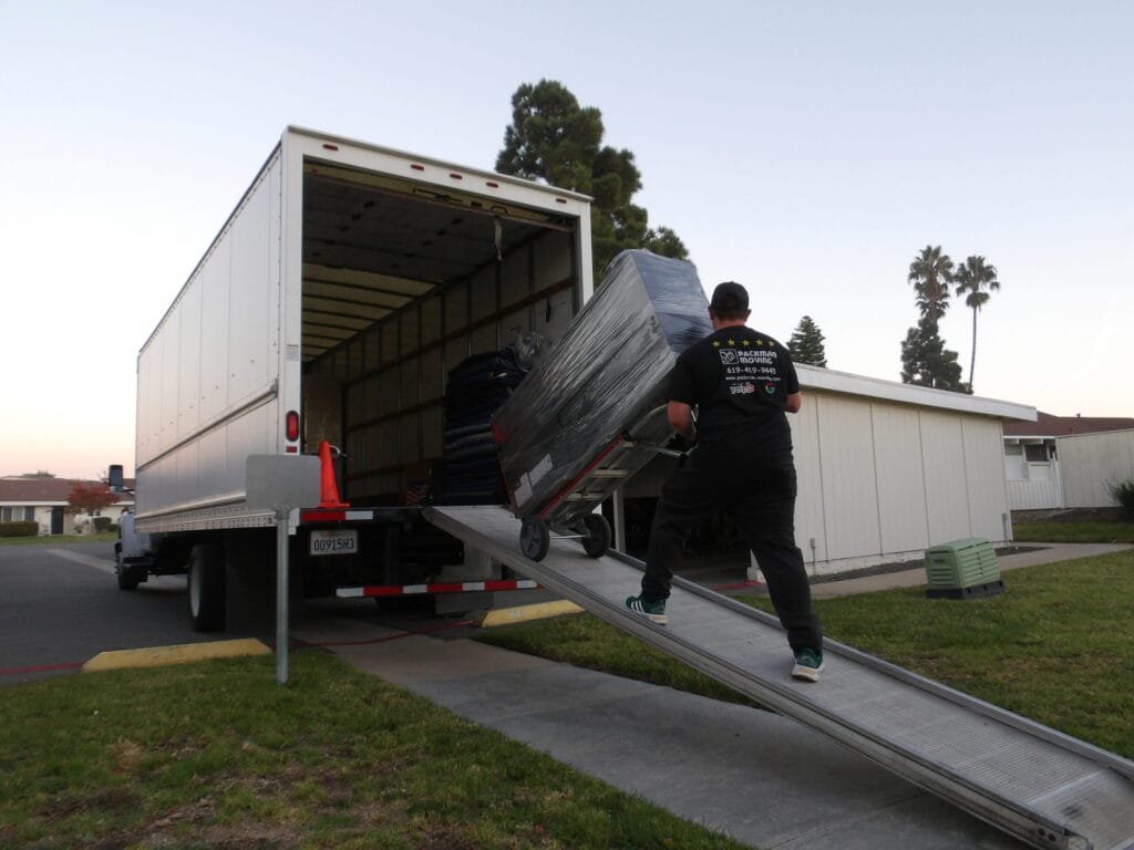 Long distance moving services